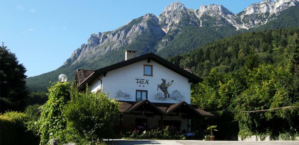 לינה וארוחת בוקר Vattaro Botton D'Oro Delle Dolomiti מראה חיצוני תמונה